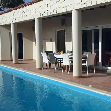 Doce Palmeras, Stunning In Beautiful Gardens Villa La Oliva