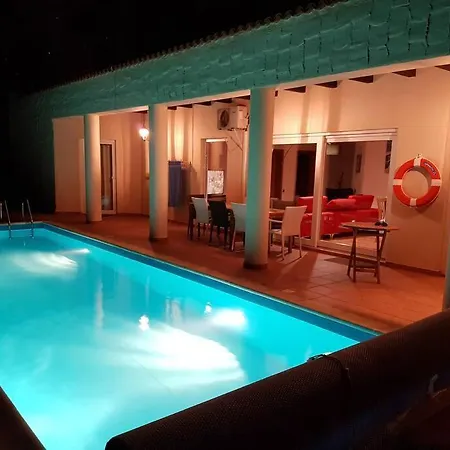 Vila Doce Palmeras, Stunning In Beautiful Gardens